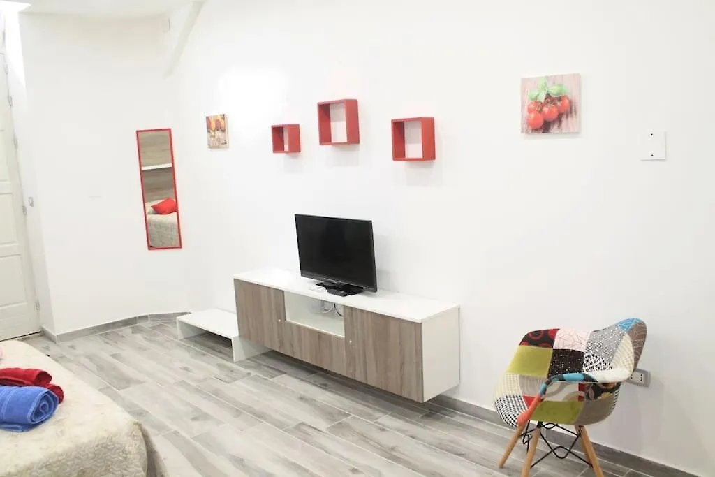 Carla Home - Few Steps To Ortigia Syracuse